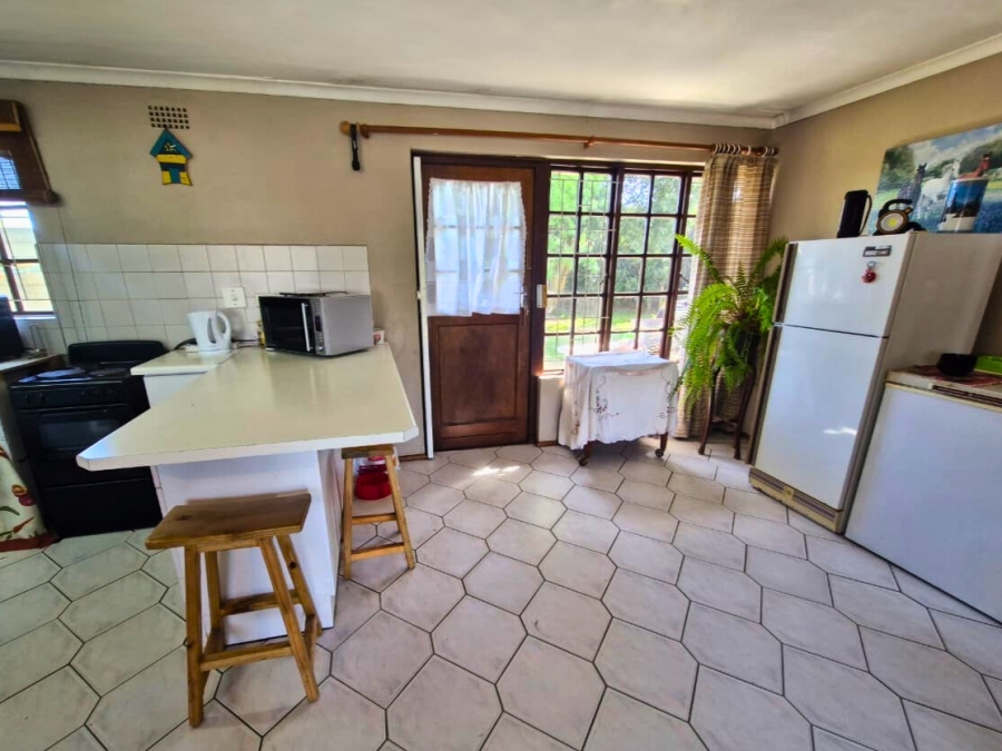 To Let 2 Bedroom Property for Rent in Vredekloof East Western Cape